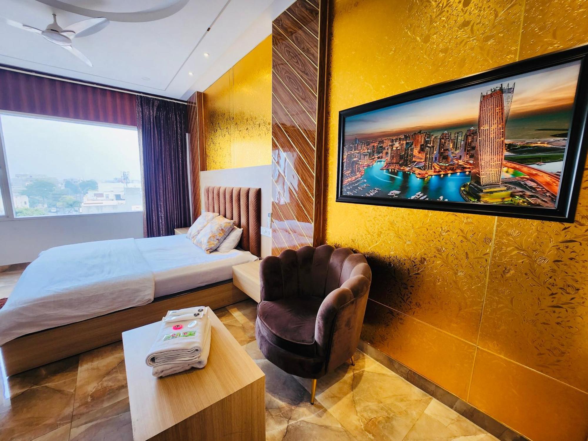 Holidayvilla & Suites Amritsar- Green Avenue Dış mekan fotoğraf